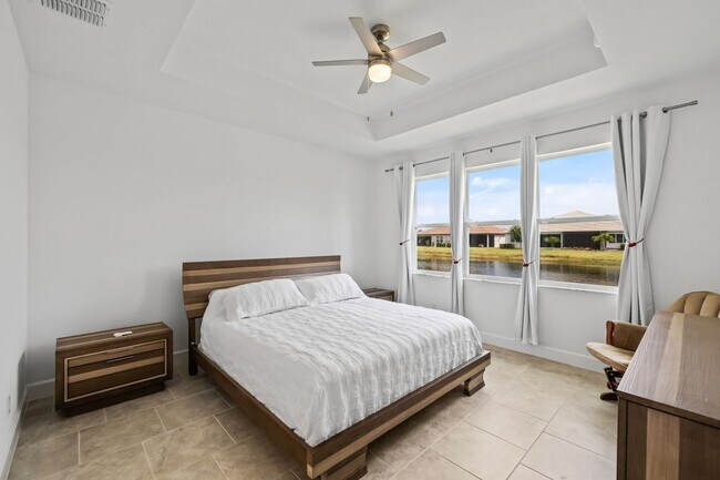 Foto del edificio - 4914 Sienna Isles Ave