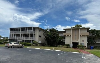 Building Photo - 2562 Garden Dr N