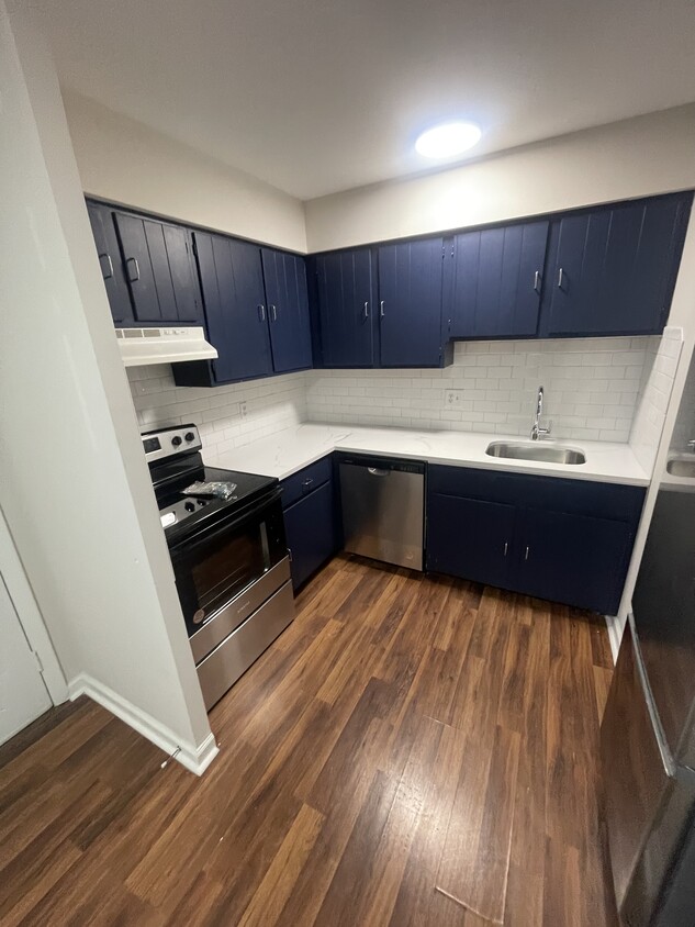 Foto principal - 3305 Droste Rd