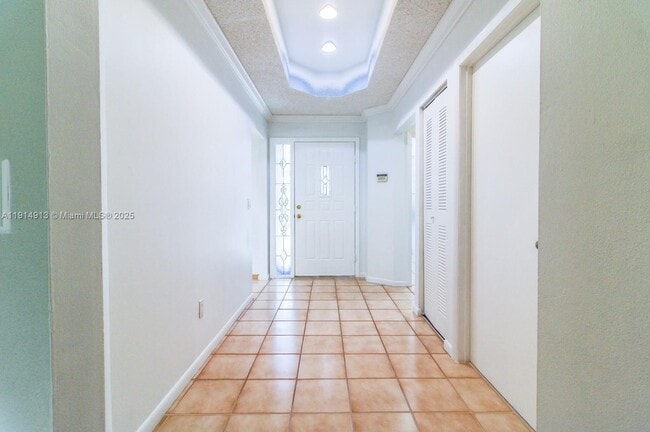 Foto del edificio - 5289 Fairway Woods Dr