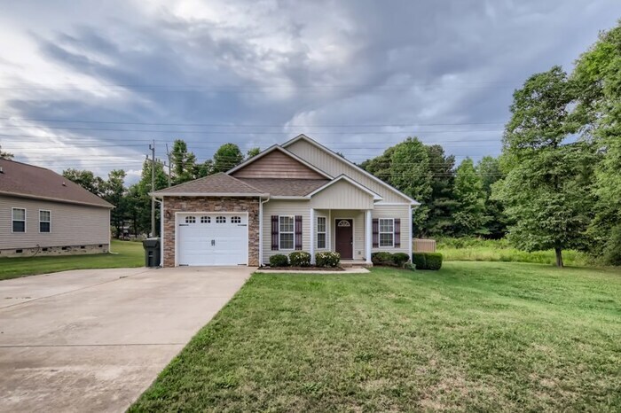 Primary Photo - 321 Goldeneye Drive, Clover, SC, 29710