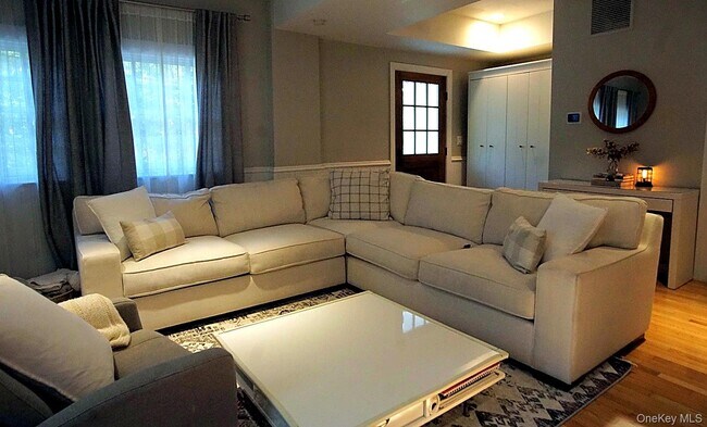 Foto del edificio - 20 Ridge Rd