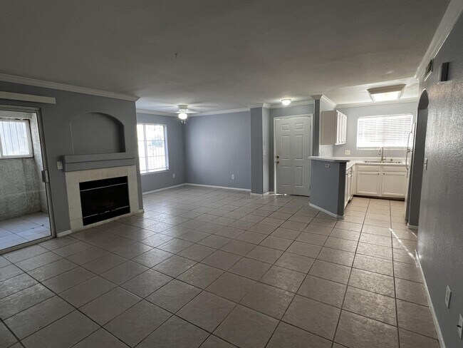 Building Photo - 4316 W Lake Mead Blvd