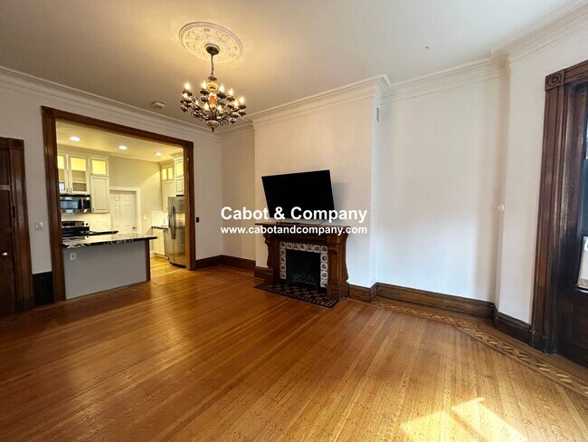 Foto del edificio - 144 Commonwealth Avenue