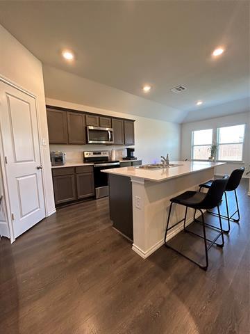 Building Photo - 809 Glover Dr