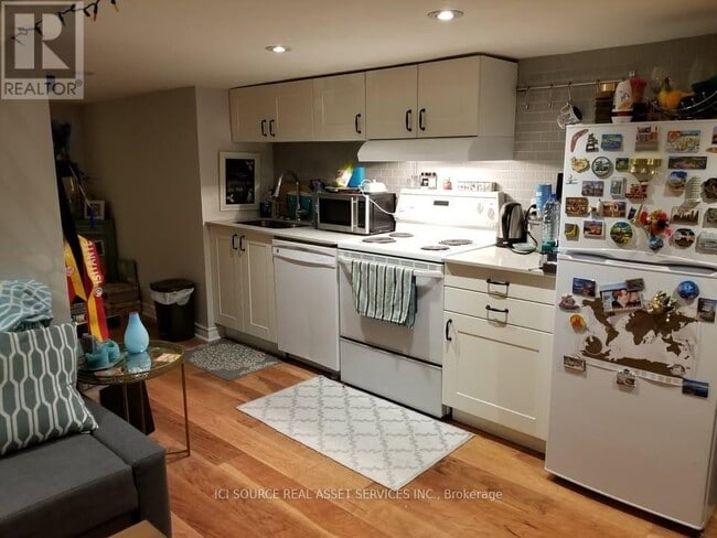 Building Photo - 29 Via Italia