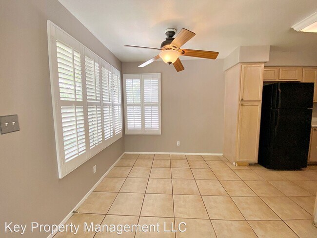 Building Photo - 2 br, 2 bath House - 3061 Key Largo Dr #204