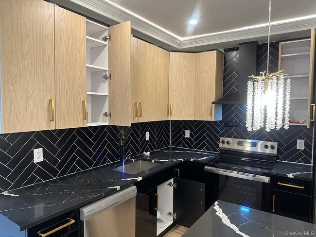 Foto del edificio - 209-34 111th Rd