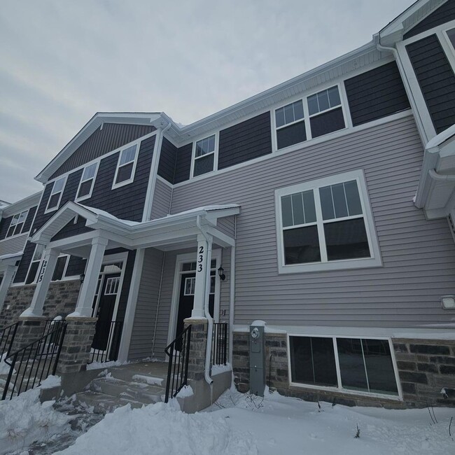 Foto del edificio - 233 Settlers Pl