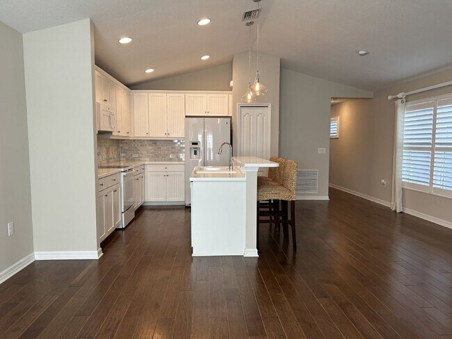 Foto del edificio - 12721 Sagewood Dr