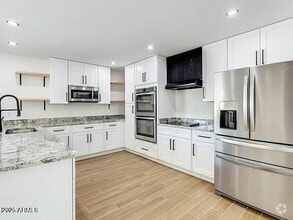 Building Photo - 2030 E Duke Dr