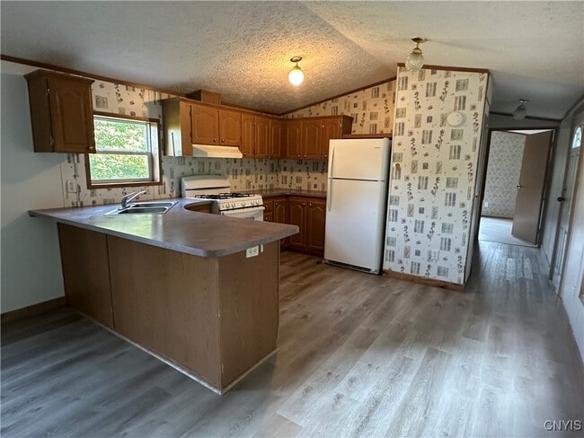 Building Photo - 21492 Miser Rd