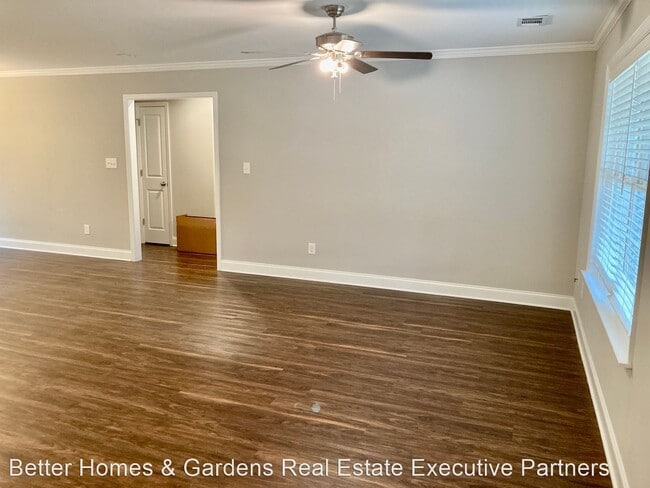Building Photo - 3 br, 2 bath House - 195 Plymoth Dr.