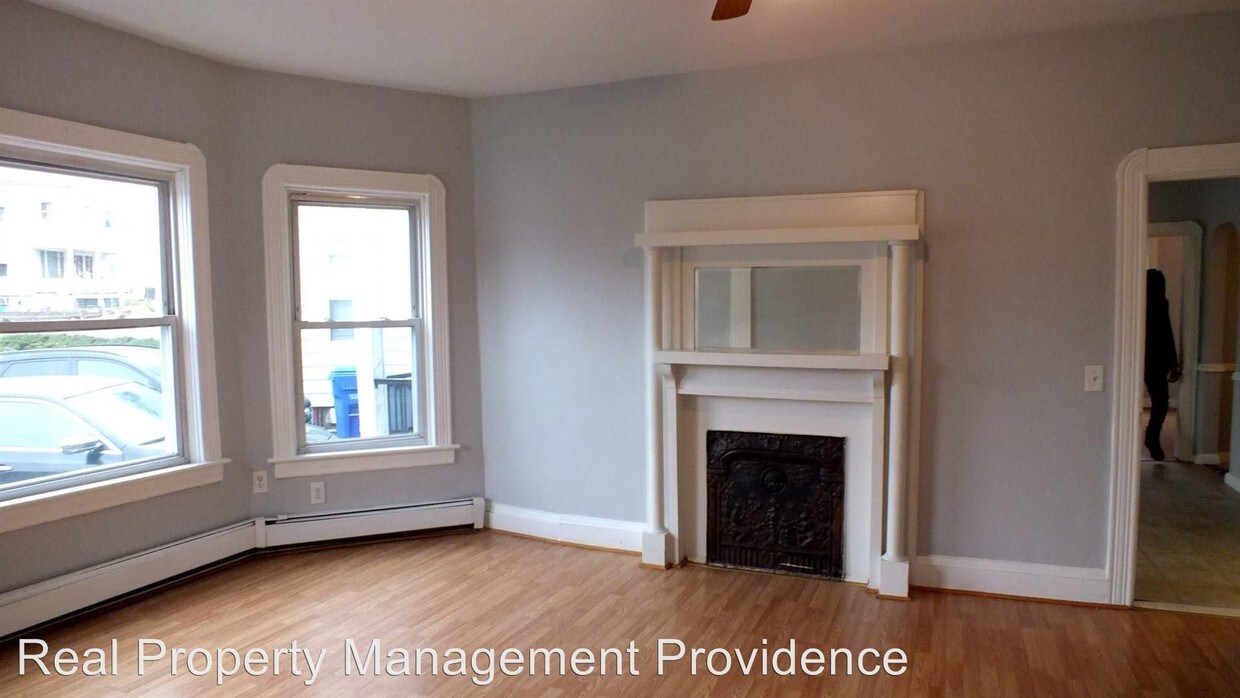 Foto principal - 796 Main St