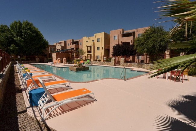 Pool - Casa Bandera
