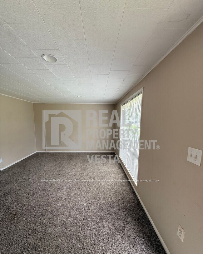 Foto del edificio - 620 Cedarwood Dr