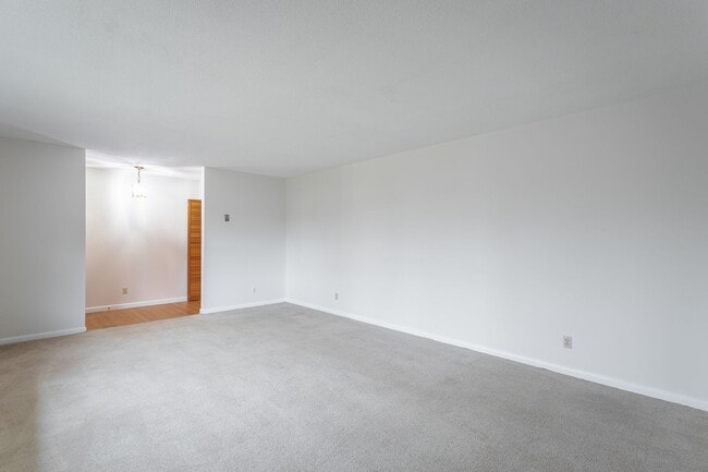 Building Photo - 3 Bedroom · 2 Bath Home in East Brainerd Near Hamilton Place