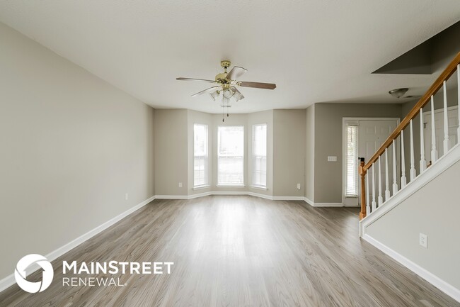 Building Photo - 5511 Grapevine Ct