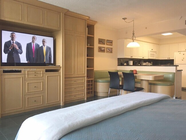 Foto del edificio - 2501 S Ocean Dr