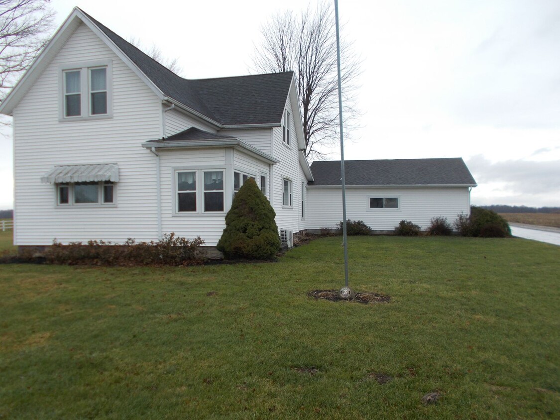 Foto principal - Large, beautiful Farm House in North Wayne...