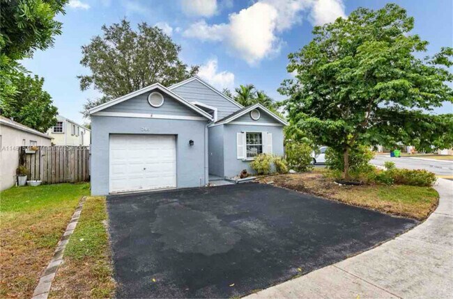 Building Photo - 248 SW 159th Ln