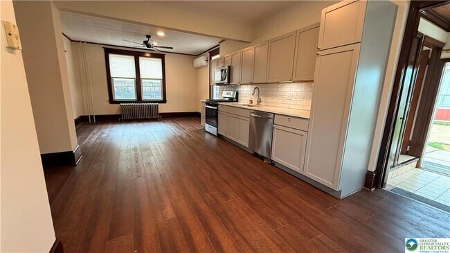 Foto del edificio - 3241 Freemansburg Ave