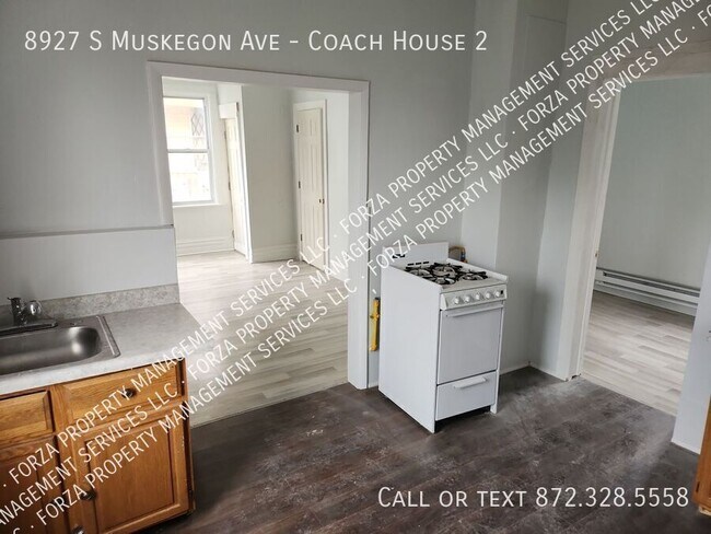 Foto del edificio - 8927 S Muskegon Ave