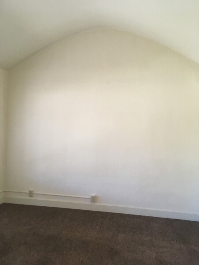 Foto del edificio - 224 Elefa St