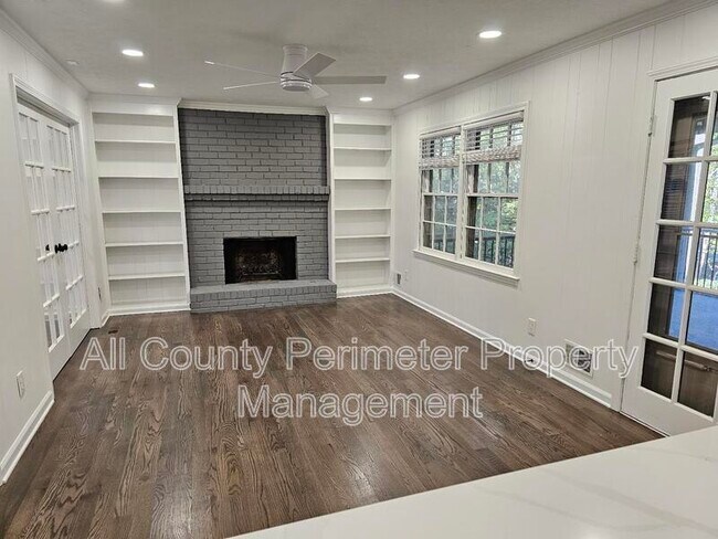 Photo - 4536 Mountain Creek Dr House