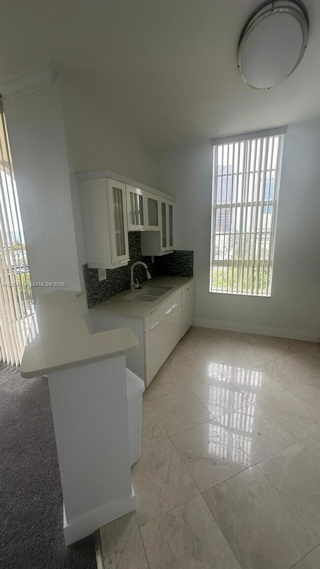 Foto del edificio - 520 SE 5 Ave