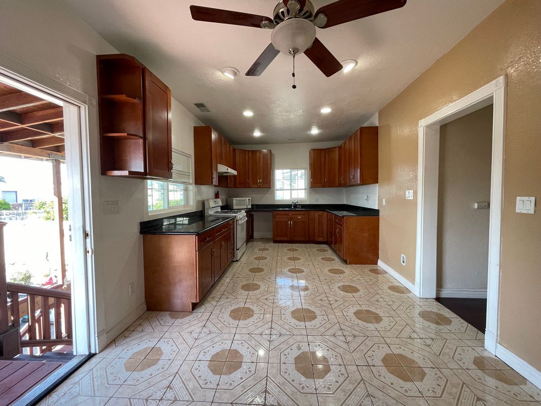 Foto principal - 925 53rd Ave