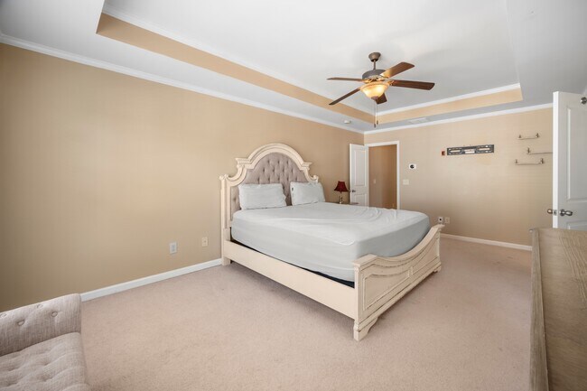 Foto del edificio - 1094 N Village Dr