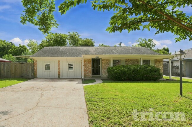 Building Photo - 12306 Foxridge Dr