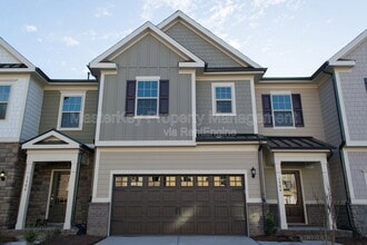 Building Photo - 1904 Blue Jay Pt