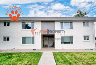 Building Photo - 3910 1040 E