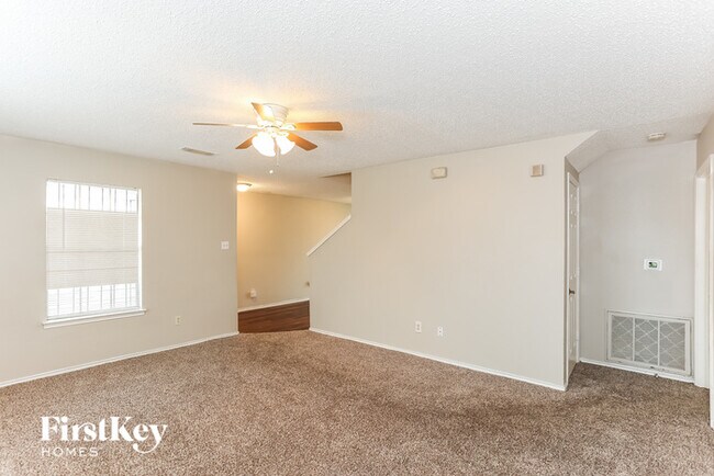 Building Photo - 10308 Glen Vista Dr