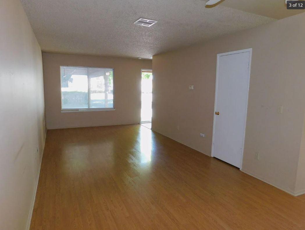 Building Photo - 8280 Brentwood Blvd