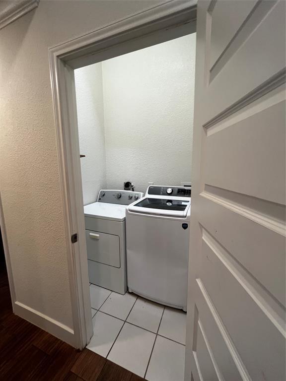 Foto del edificio - 21107 Highland Lake Dr