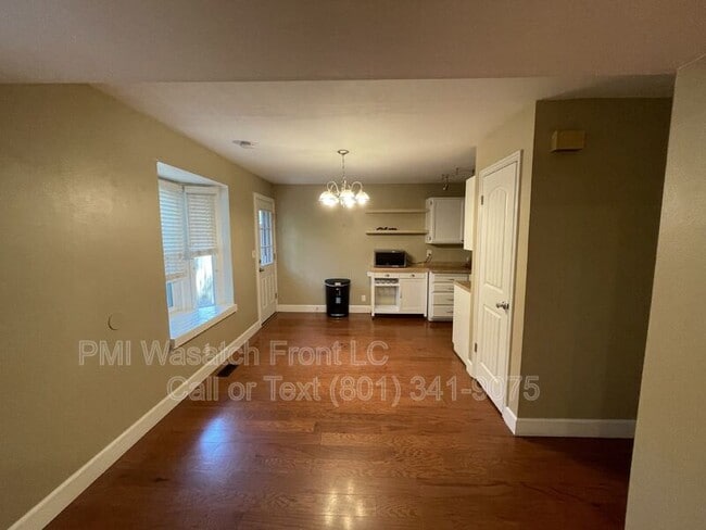 Building Photo - 662 E Cobblestone Ln