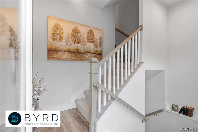 Foto del edificio - 5234 Old Main St