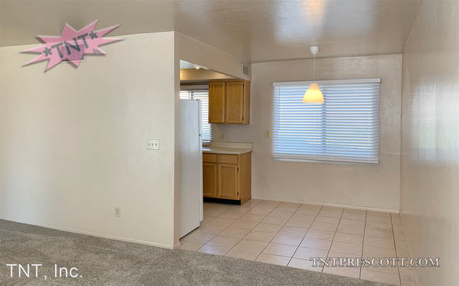 Building Photo - 2 br, 2 bath House - 6136 Antelope Villas ...