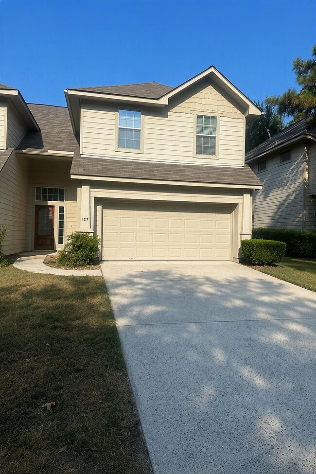 Building Photo - 127 W Burberry Cir