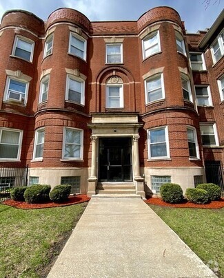 Building Photo - 5648 S Calumet Ave