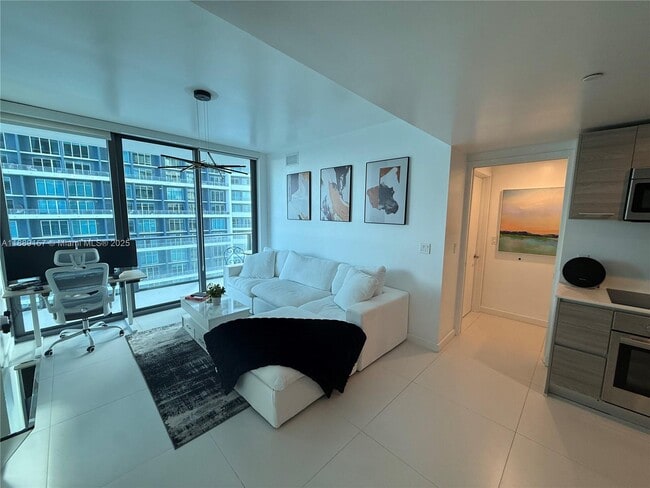 Foto del edificio - 1300 S Miami Ave