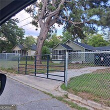 Building Photo - 348 Hortman Ave