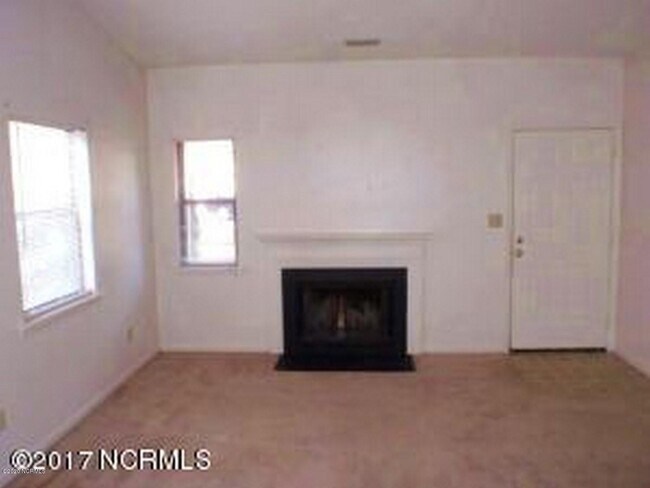 Foto del edificio - 1811 Countrywood Blvd