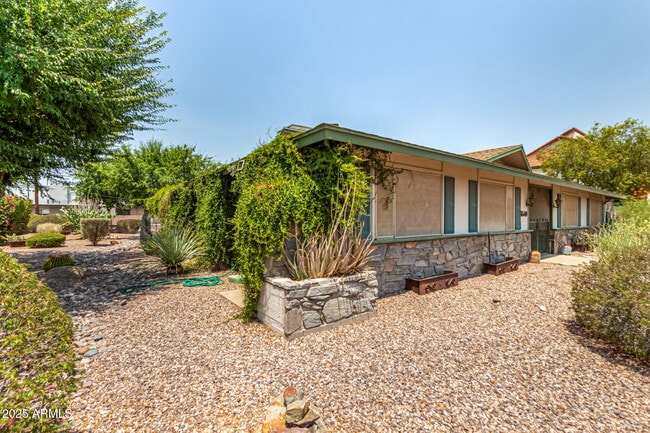 Building Photo - 3540 E Montecito Ave
