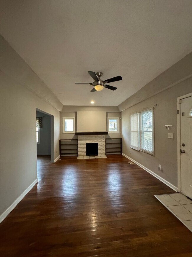 Foto del edificio - Coming Soon: 3 Bedroom Home Near Zoo & Parks!