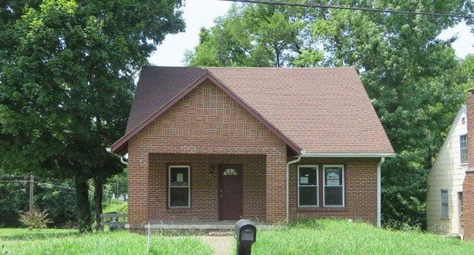 Primary Photo - 836 Richardson st