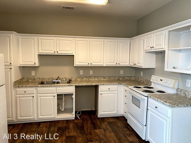 Building Photo - 3 br, 2.5 bath House - 2469 Brianna Drive